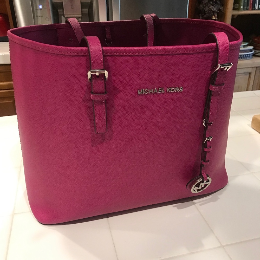 Michael Kors Jet Set Travel Tote Fuschia Pink